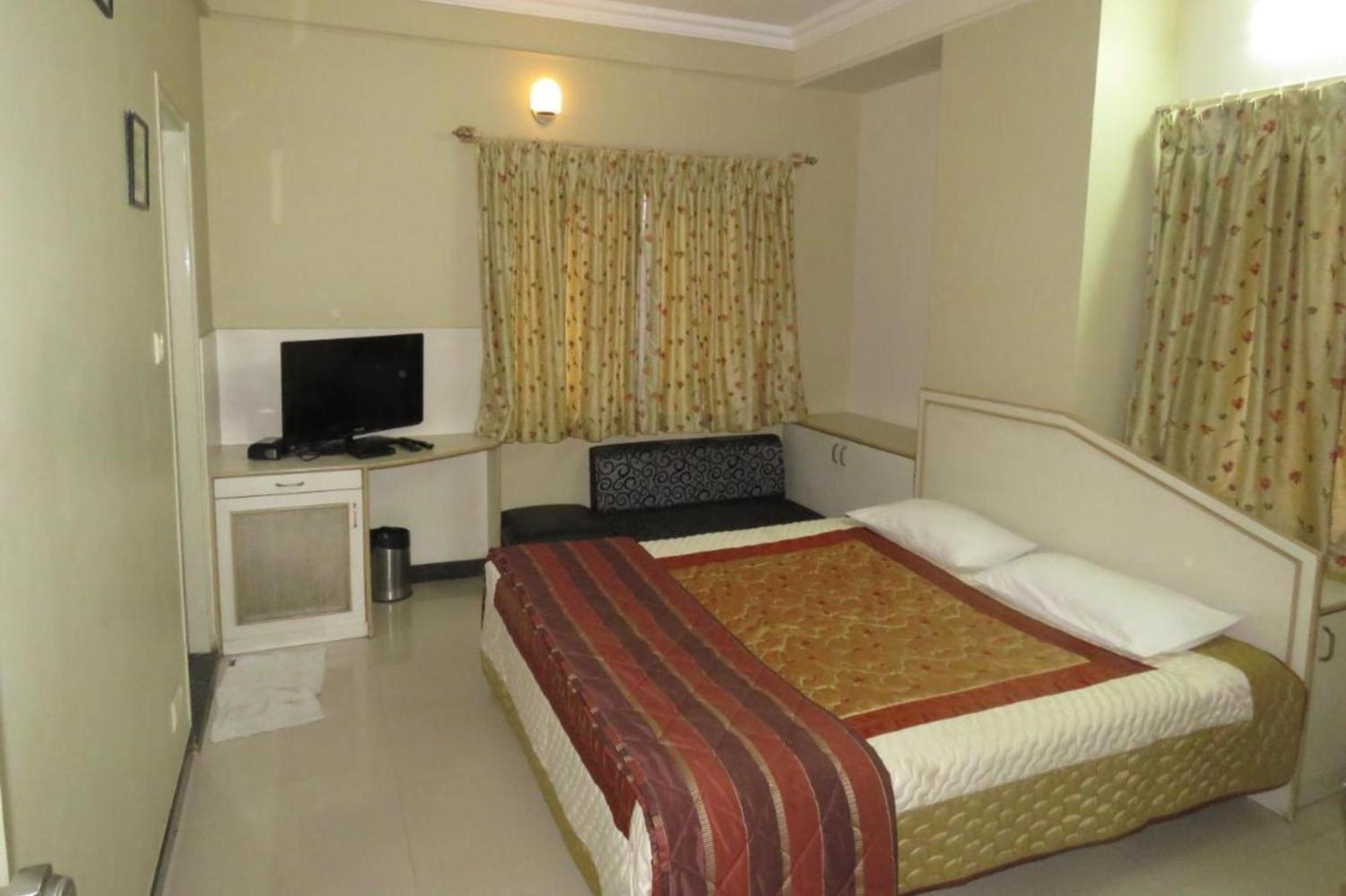 The Corporate Comforts Bangalore Exteriör bild